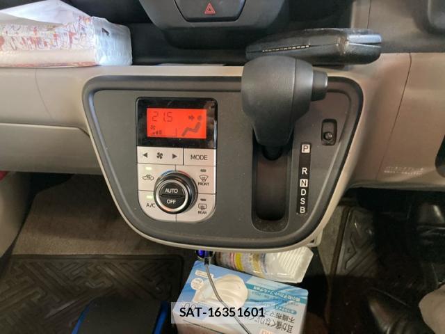 Toyota PASSO 2018-01 8866249-11