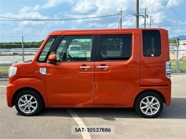Toyota Pixis Mega 2018-04 8865634-8