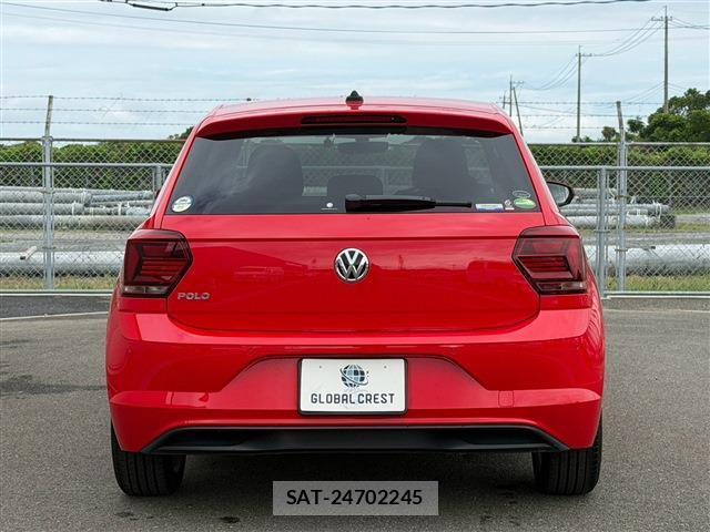 VolksWagen POLO 2018-10 8865635-6