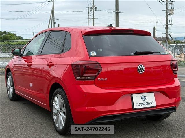 VolksWagen POLO 2018-10 8865635-7