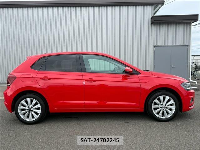 VolksWagen POLO 2018-10 8865635-9