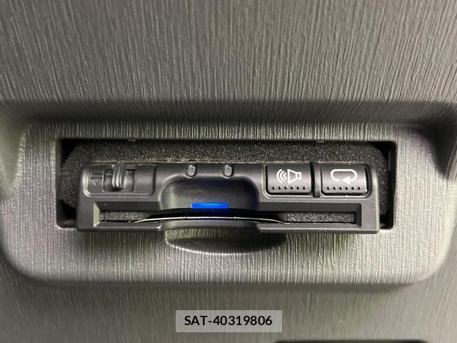 Toyota PRIUS ALPHA 2014-02 8865341-5