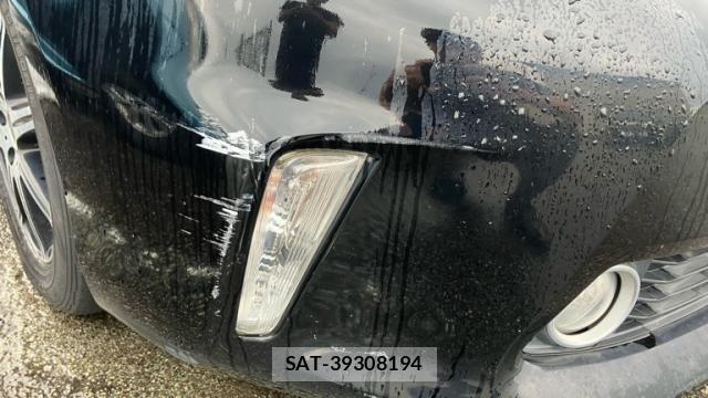 Toyota PRIUS ALPHA 2011-10 8865859-3