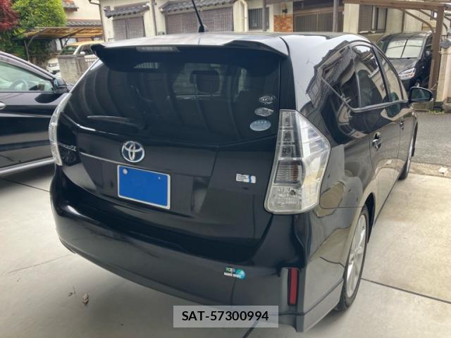 Toyota PRIUS ALPHA 2012-11 8865977-13