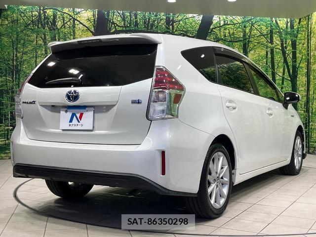 Toyota PRIUS ALPHA 2015-03 8866414-16