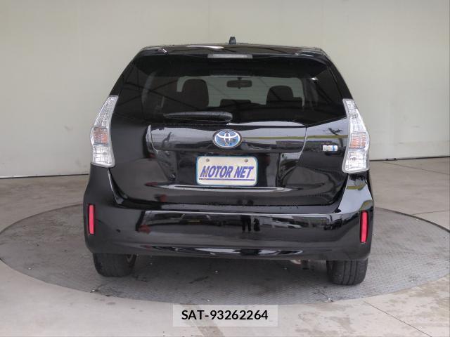 Toyota PRIUS ALPHA 2014-03 8867011-13