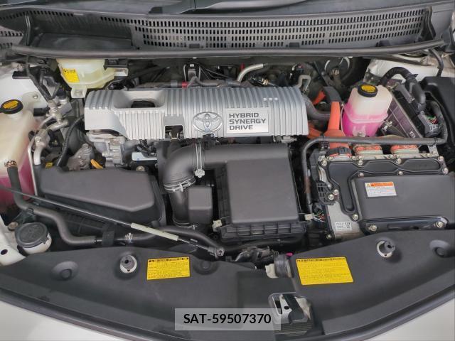Toyota PRIUS ALPHA 2013-08 8867013-7