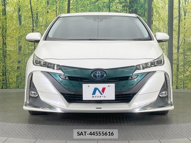 Toyota PRIUS PHV 2018-01 8866020-13