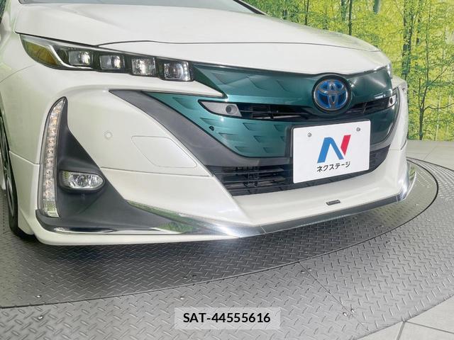 Toyota PRIUS PHV 2018-01 8866020-2