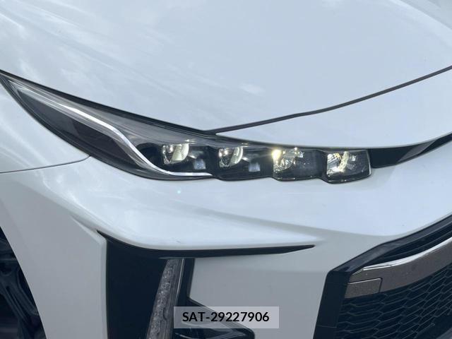 Toyota PRIUS PHV 2017-11 8866446-12