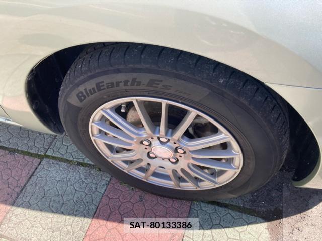 Toyota PRIUS 2008-04 8865871-1