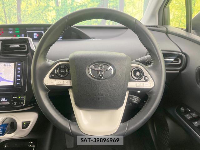 Toyota PRIUS 2018-09 8866017-10