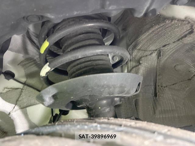 Toyota PRIUS 2018-09 8866017-19
