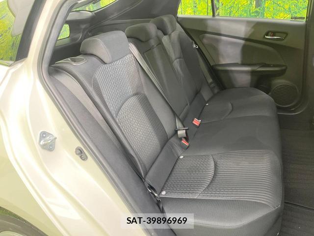 Toyota PRIUS 2018-09 8866017-8