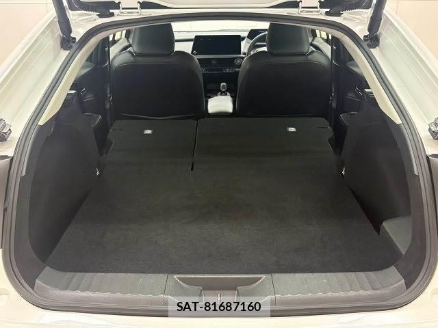Toyota PRIUS 2024-12 8866176-12