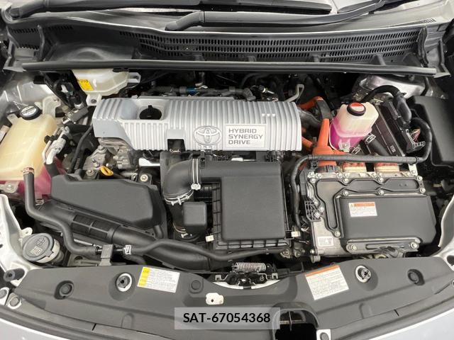 Toyota PRIUS 2015-10 8866368-18