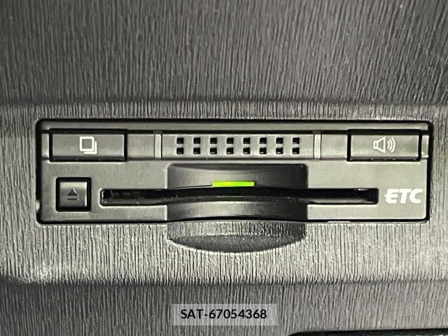 Toyota PRIUS 2015-10 8866368-5