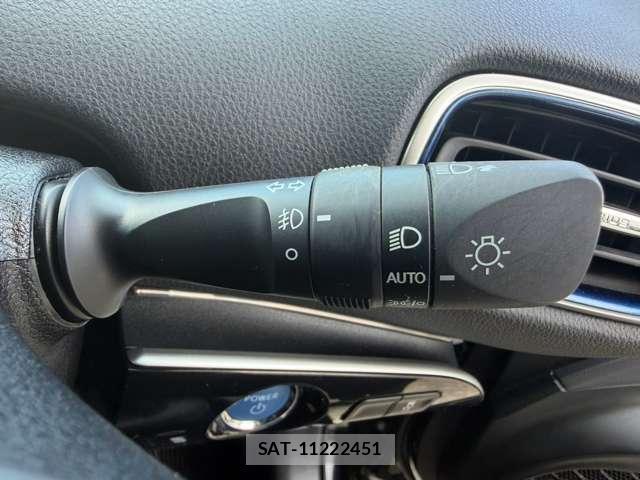 Toyota PRIUS 2021-03 8866526-15