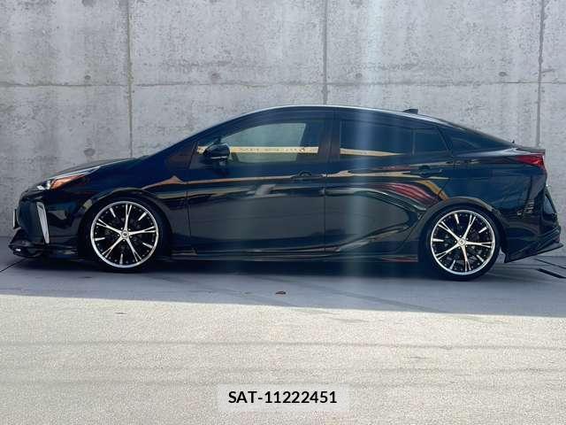 Toyota PRIUS 2021-03 8866526-2