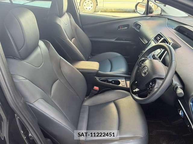Toyota PRIUS 2021-03 8866526-5
