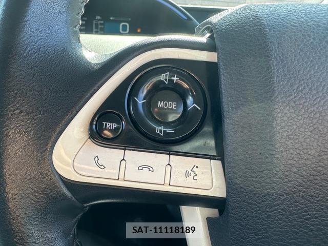 Toyota PRIUS 2016-03 8866643-11