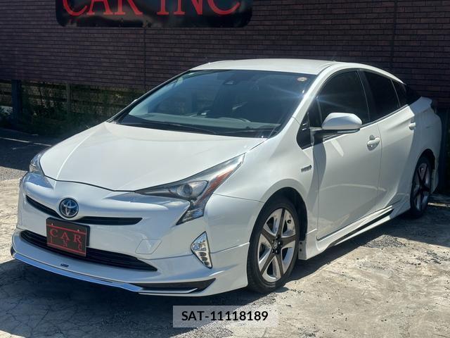 Toyota PRIUS 2016-03 8866643-17