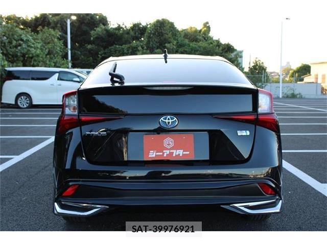 Toyota PRIUS 2019-09 8866724-10