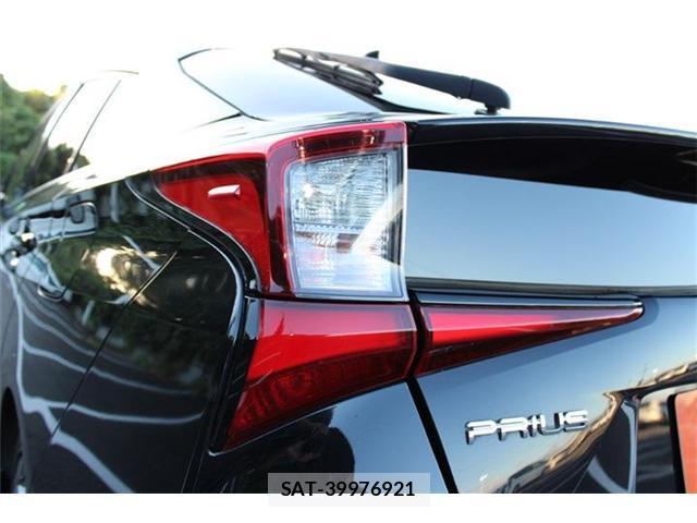 Toyota PRIUS 2019-09 8866724-13