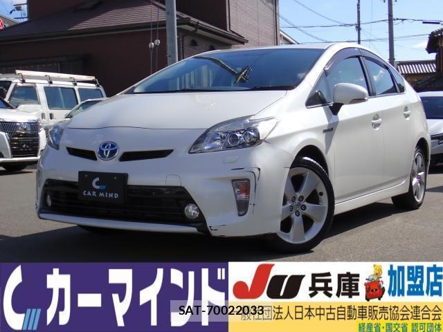Toyota PRIUS 2014-12 8867100-0