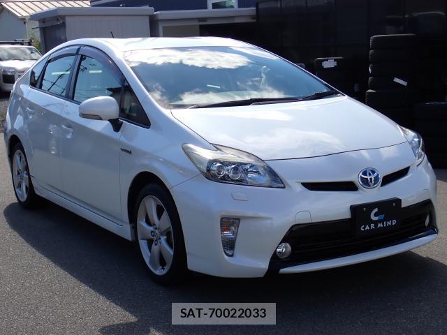 Toyota PRIUS 2014-12 8867100-11
