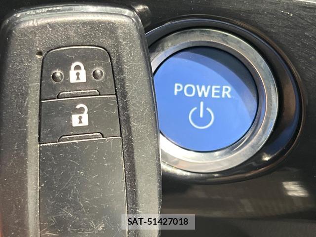 Toyota PRIUS 2020-01 8867178-6