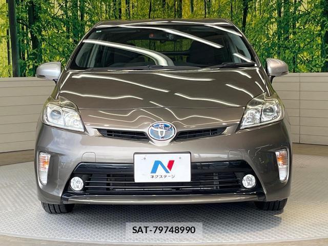 Toyota PRIUS 2014-05 8867181-13