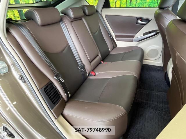 Toyota PRIUS 2014-05 8867181-8