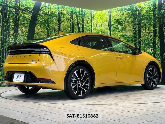 Toyota PRIUS 2023-09 8867222-16