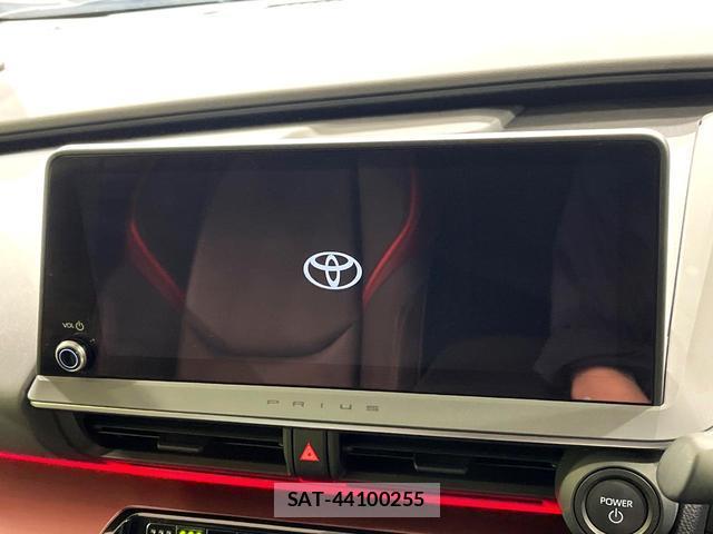 Toyota PRIUS 2024-03 8867258-3