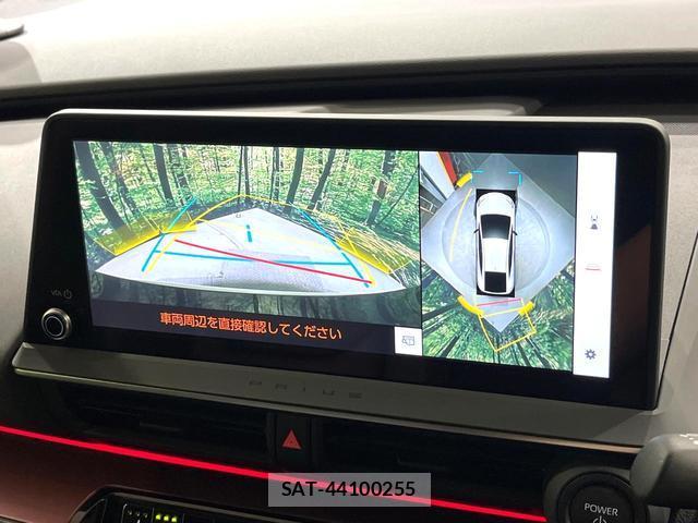 Toyota PRIUS 2024-03 8867258-4