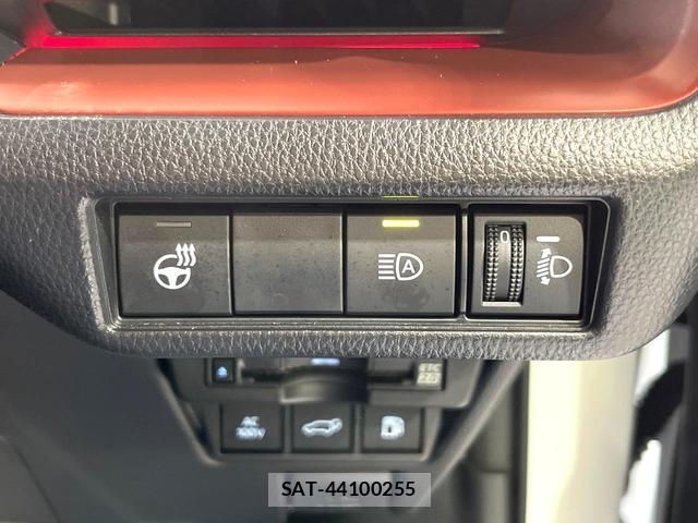 Toyota PRIUS 2024-03 8867258-6