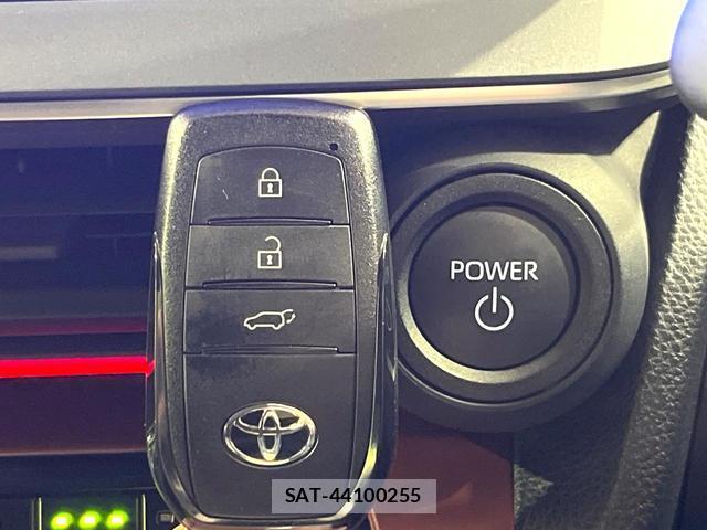 Toyota PRIUS 2024-03 8867258-8