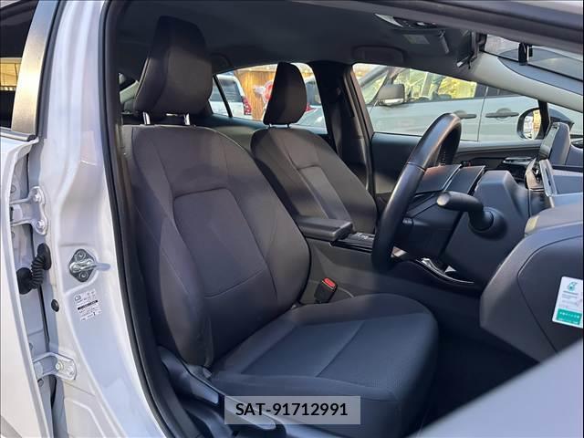 Toyota PRIUS 2023-03 8867404-10