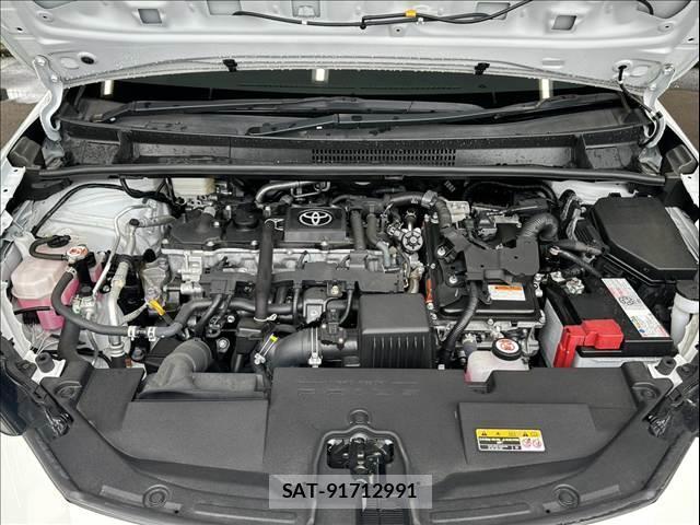 Toyota PRIUS 2023-03 8867404-13