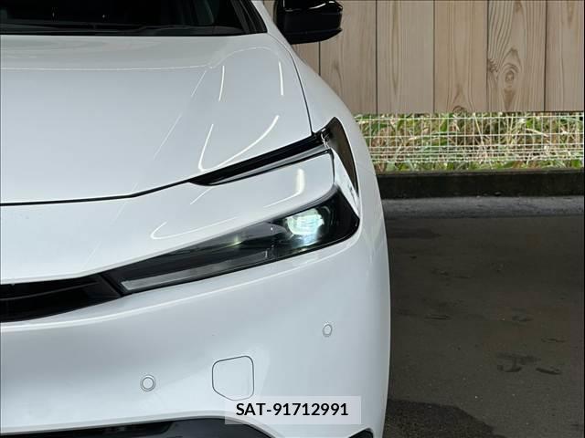 Toyota PRIUS 2023-03 8867404-19