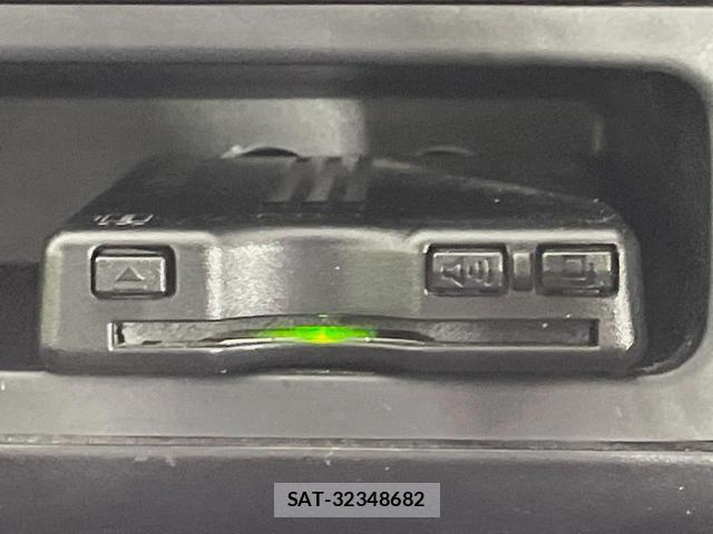 Toyota PROBOX 2021-08 8865570-2