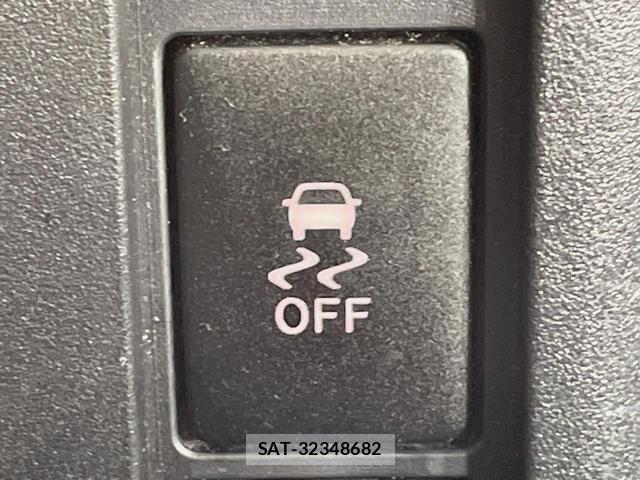 Toyota PROBOX 2021-08 8865570-3