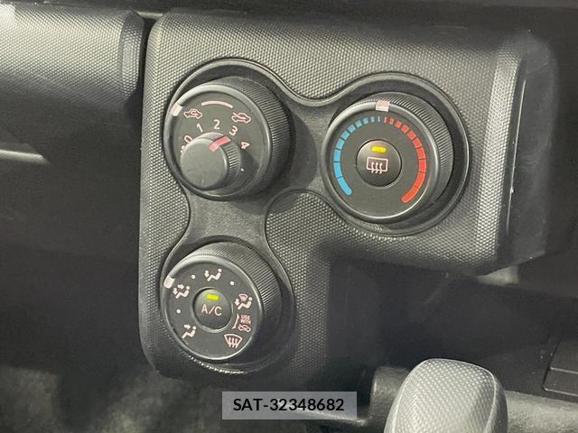 Toyota PROBOX 2021-08 8865570-5