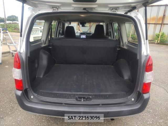 Toyota PROBOX 2018-05 8865599-5