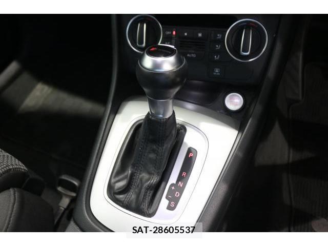 Audi Q3 2017-10 8867073-14