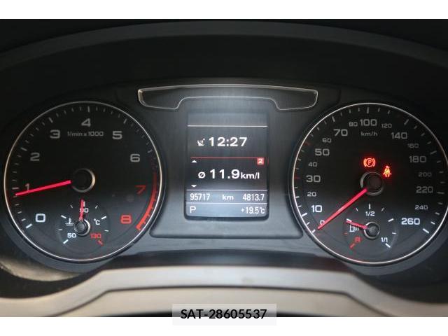 Audi Q3 2017-10 8867073-16