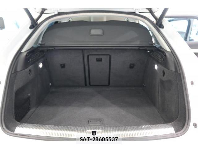 Audi Q3 2017-10 8867073-17