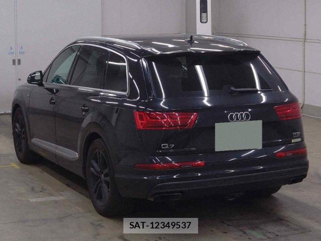 Audi Q7 2016-10 8866615-5