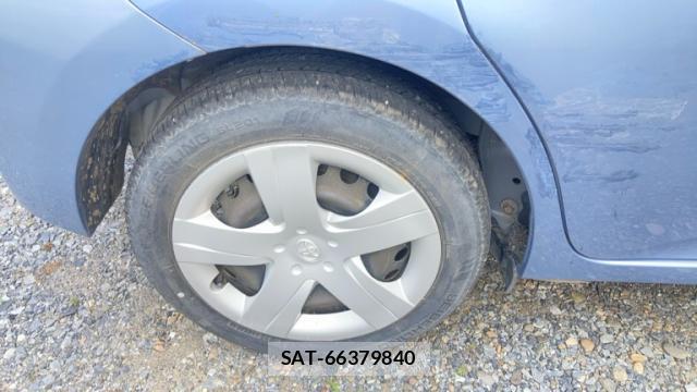 Toyota RACTIS 2014-04 8865468-14